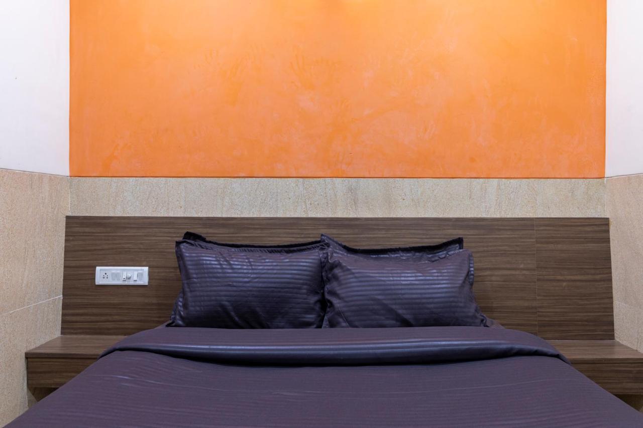 נאווי מומבאי Hotel Sankalp מראה חיצוני תמונה