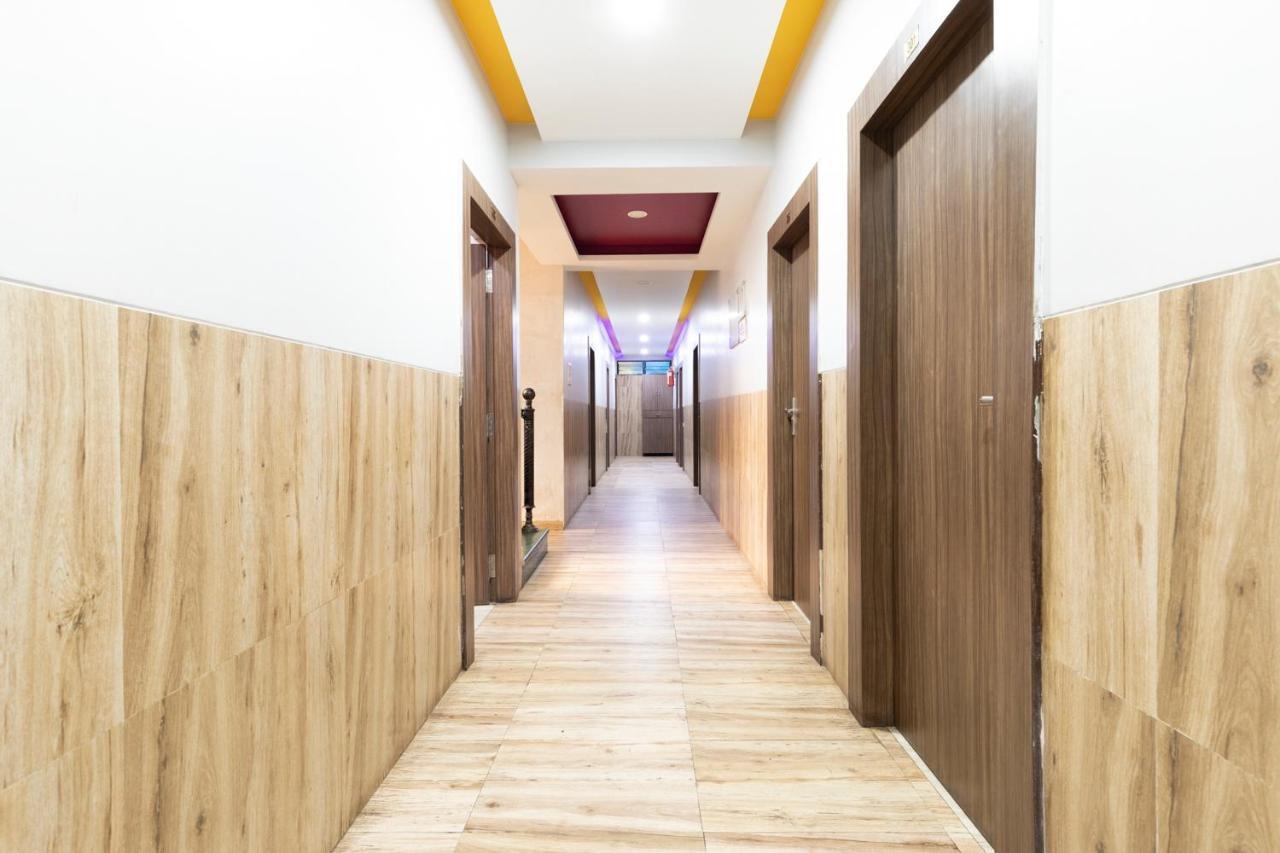 נאווי מומבאי Hotel Sankalp מראה חיצוני תמונה